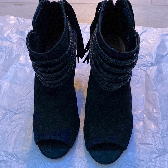 High heels - Picture 4 of 6